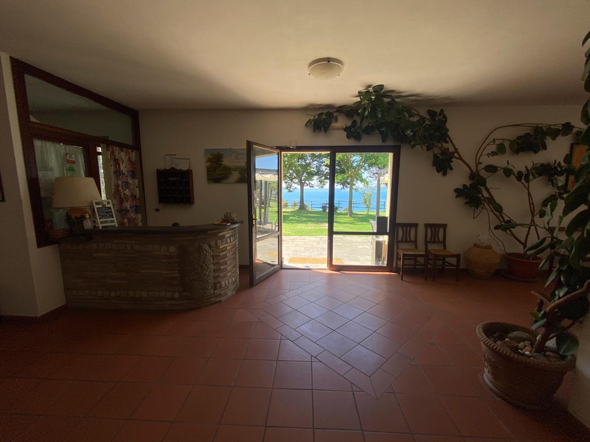 Agriturismo Belvedere Guest House Bolsena Exterior photo